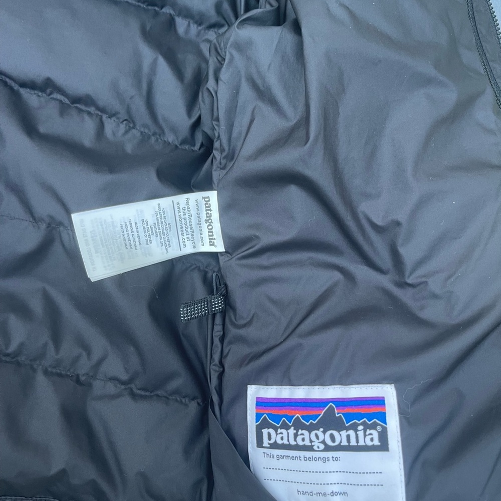 Toddler Patagonia puffer - Picture 4 of 4